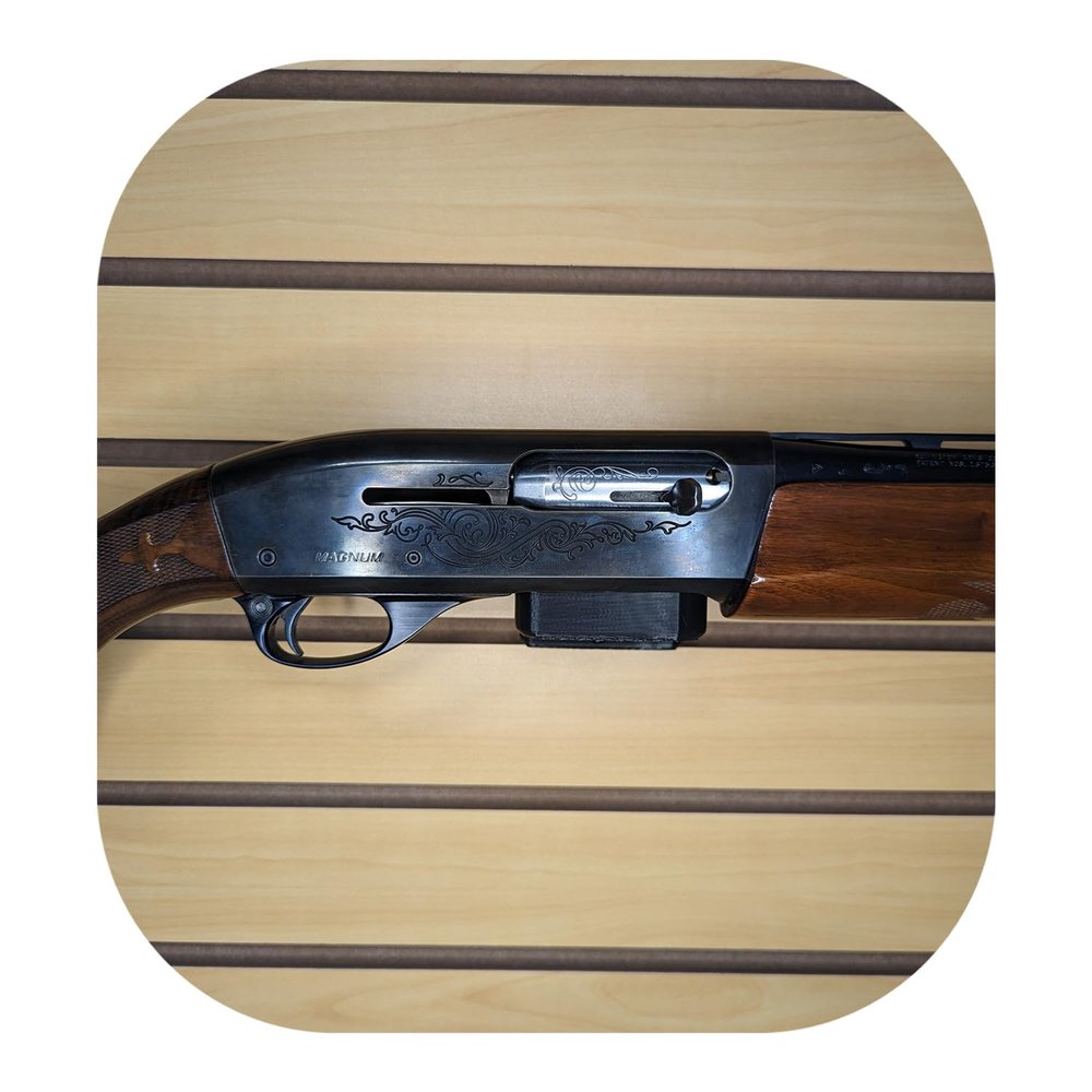 Hammy3DPrints Mount for Remington 1100 - Slatwall | Shotgun Holder Handgun Storage Rack (SSW Basics, Facing Right)