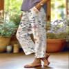 Akivide Women's Floral Cropped Linen Pants Summer Elastic Waist Straight Leg Casual Beach Trousers with Pockets view 2