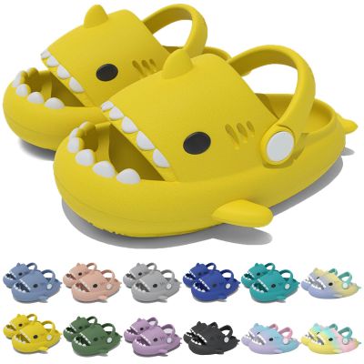 Jfxgjuv Sharklas Kids, Sharklas Originales Kids, Shark Slides Kids with Strap, Chanclas De Tiburon, Sharky Chanclas Kids Non-Slip Thick Sole Open Toe Shark Sandals (Yellow,11-11.5 Little Kid)