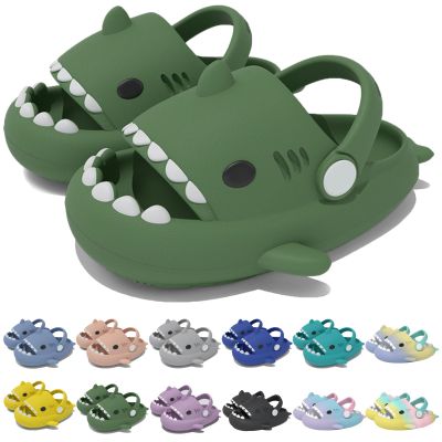 Jfxgjuv Sharklas Kids, Sharklas Originales Kids, Shark Slides Kids with Strap, Chanclas De Tiburon, Sharky Chanclas Kids Non-Slip Thick Sole Open Toe Shark Sandals (Dark Green,6-6.5 Toddler)