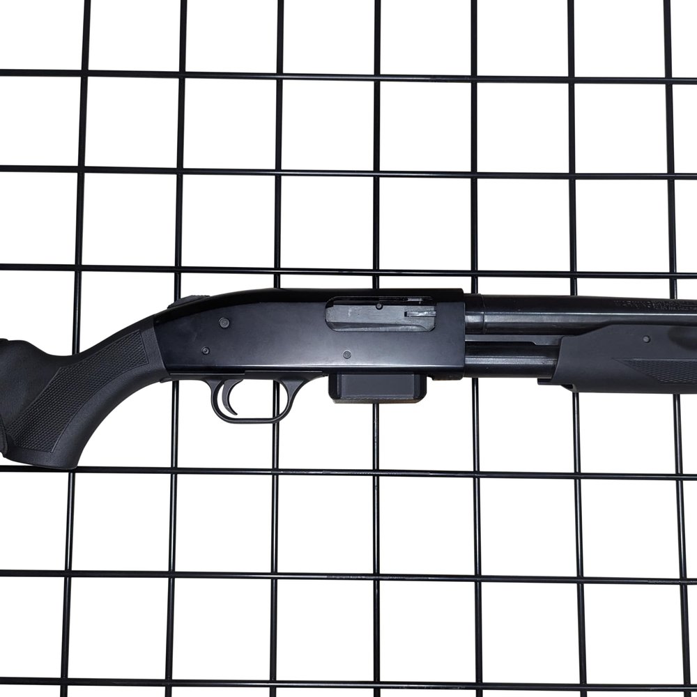 Hammy3DPrints Mount for Mossberg 88/500 / 590 12 Gauge - Gridwall | Shotgun Holder Handgun Storage Rack (Facing Right)
