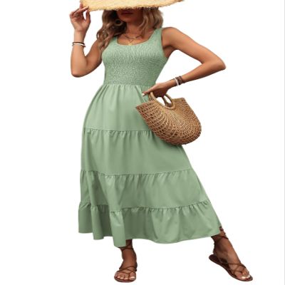 utcoco Smocked Sundress for Women Summer Vacation Sleeveless Squark Neck Flowy Tiered Ruffle Long Maxi Dress (Small, Green)