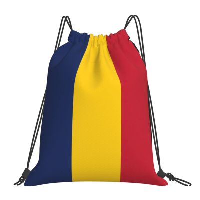 NOUZU Flag Of Chad Print Sports Drawstring Backpack For Women Men, Lightweight Gym Bag For Gym Travel Swimming, White