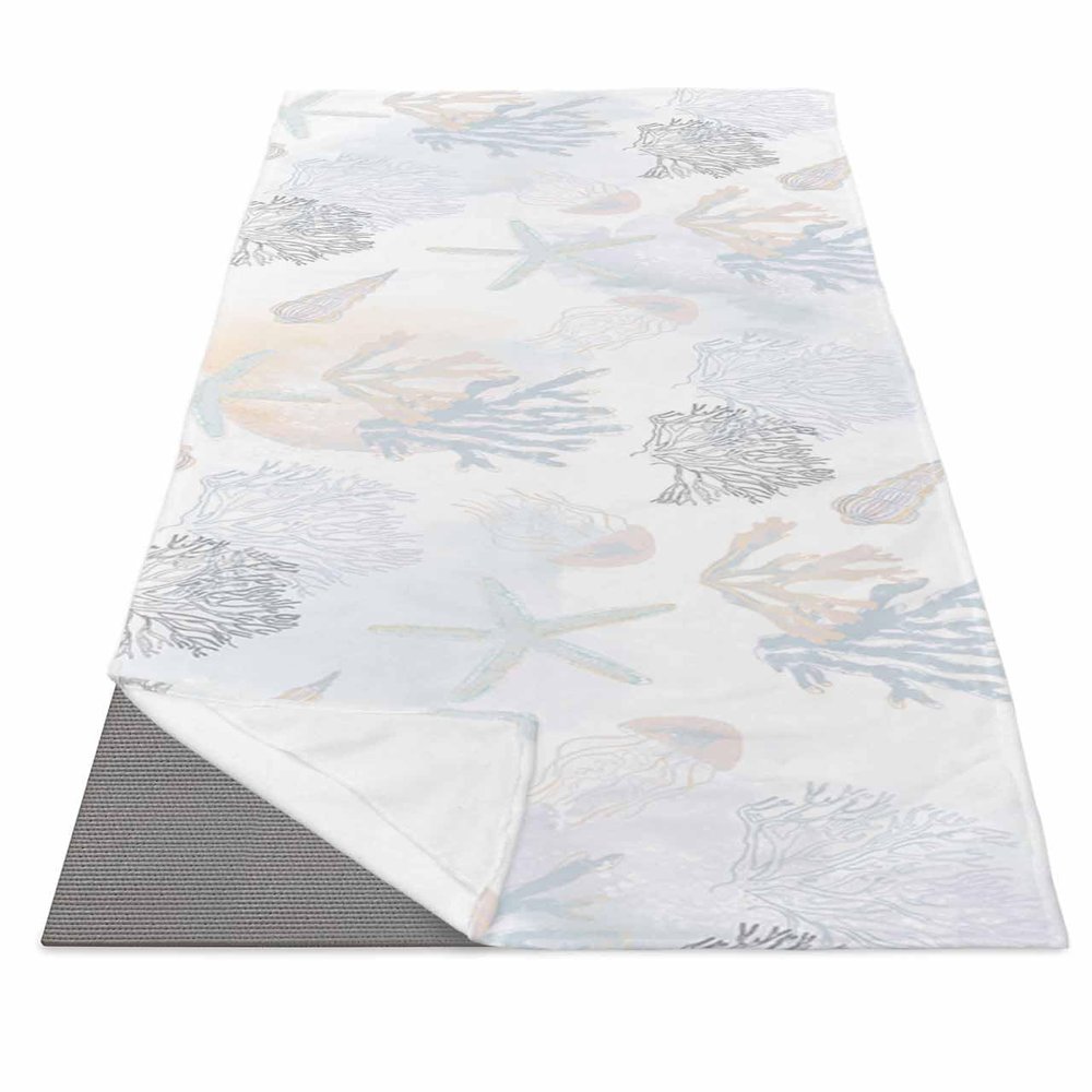 Yoga Mat Towel, Coastal Coral Starfish Jellyfish Non Slip Hot Yoga Mat Towels with Corner Pockets, Summer Ocean Sea Animal Soft Sweat Absorbent Yoga Blankets for Hot Yoga Pilates Workout,26"x74"