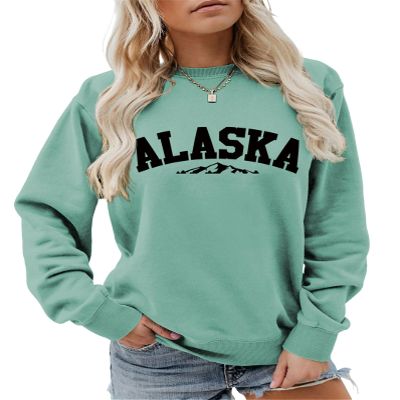 Pifnxtamy Sweatshirt for Women Alaska Letter Graphic Tees Retro Mountain Shirt Crewneck Sweater Long Sleeve Pullover Light Green