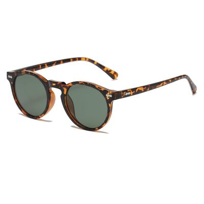 JOVAKIT Vintage Kids Polarized Sunglasses for Girls Boys Age 9-18, Round Sun Glasses for Children UV400 Protection (Big Kids&Tortoise/Green)