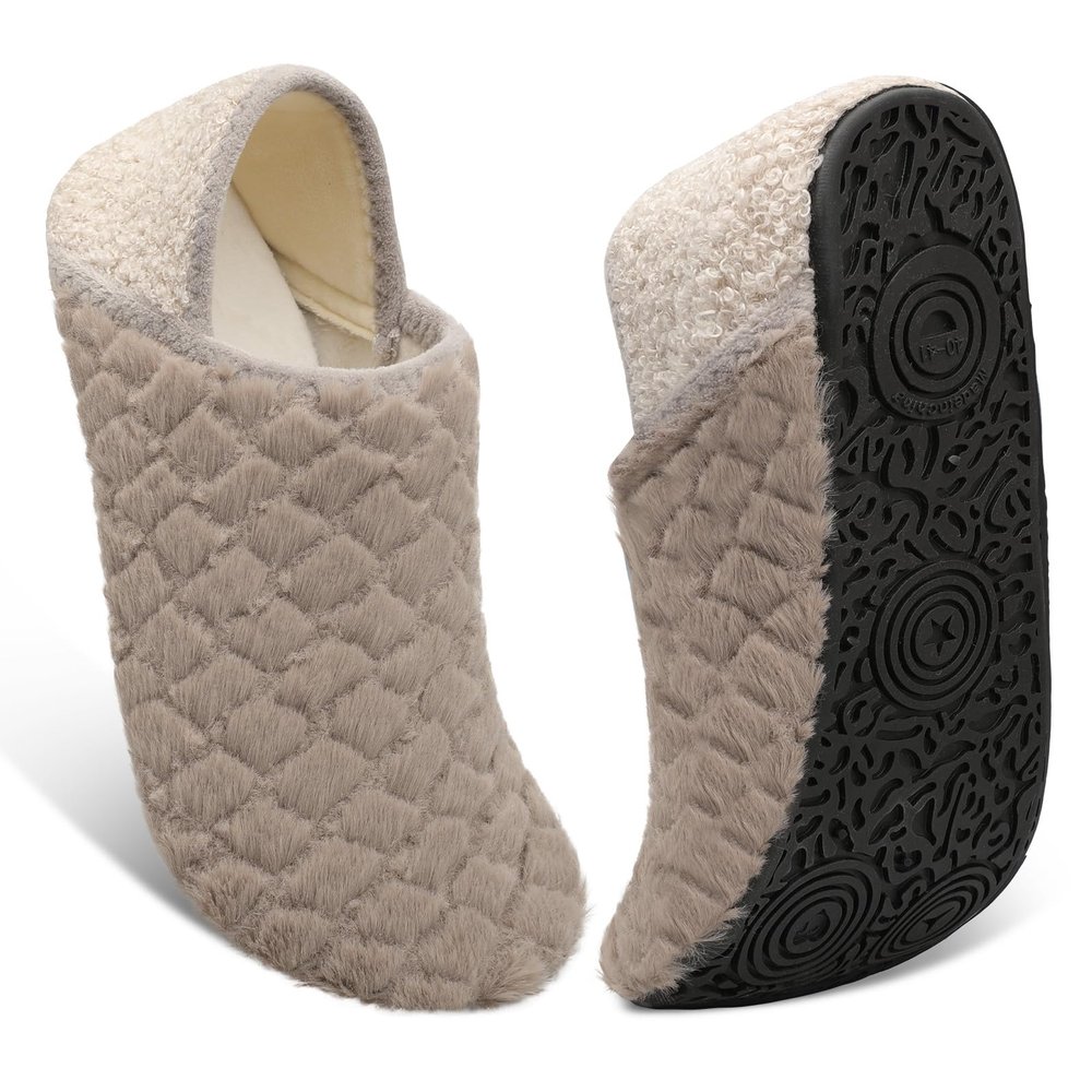 Fires Men's & Women's Slippers with Non-Slip Rubber Sole - Soft, Fuzzy Indoor/Outdoor & Travel Slippers - Light Grey, 9.5-10 Women/8-8.5 Men