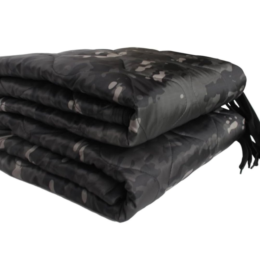 GHILEO Camo Poncho Liner, Army Blanket, Military Sleeping Bag, with A Compression Carrying Bag, for Traveling, Hiking, Camping, Outdoor Survival, Car Blanket