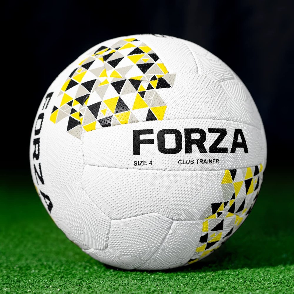 FORZA Netballs & Carry Bag [12 Pack] | Ideal for Schools, Teams & Clubs - Club Training & International Match netballs in Sizes 4 or 5 (Club Training, Size 4)