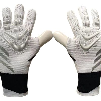 LongjihuiSoccer Goalkeeper Gloves Goalie Training Gloves Strong Grip Anti-Slip and Breathable for Adults and Children (White,7)