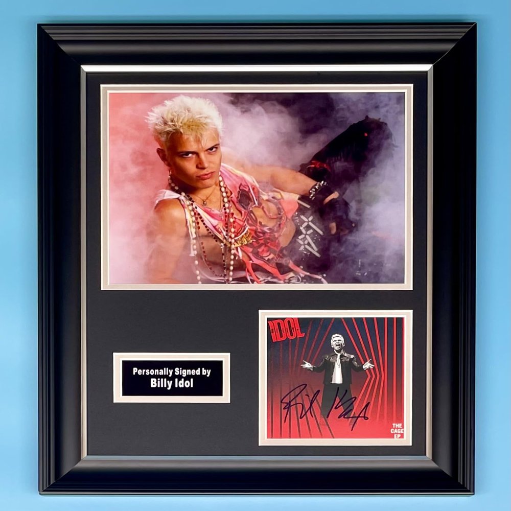 Idol Signed Photo In Luxury Handmade Wooden Frame & AFTAL Member Certificate Of Authenticity Music Memorabilia Autograph The Cage Poster