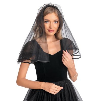 chrumeshi Bachelorette Party Veil Short Bridal Veils For Women Wedding Halloween Veil shoulder length (Black)