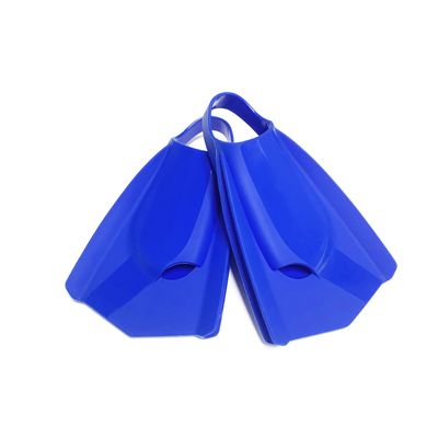 HDNSAUD Swim Training Fins Professional Adult Swim Training Fins Unisex Comfortable Silicone Swimming Fin Short Blade Flippers Left-Right Design(Blue,M(40-41))