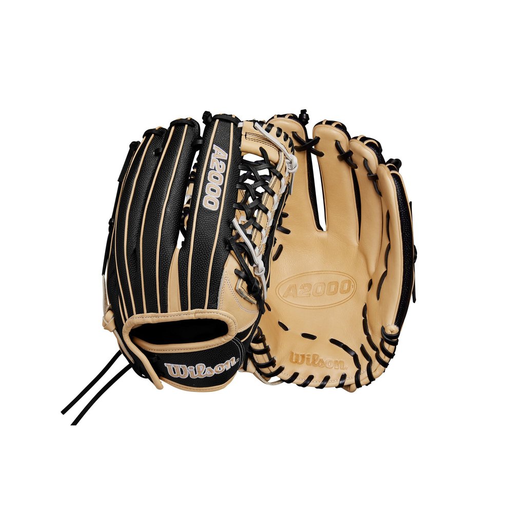 Wilson 2024 Fastpitch Classics Series A2000 T125SS 12.5 Outfield Fastpitch Glove - Left Hand Throw, Black/Blonde