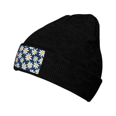MULIHU Chamomile Seamless Pattern Beanie Hat for Men Women Winter Warm Knit Hats Ski Hat Skull Cap Black