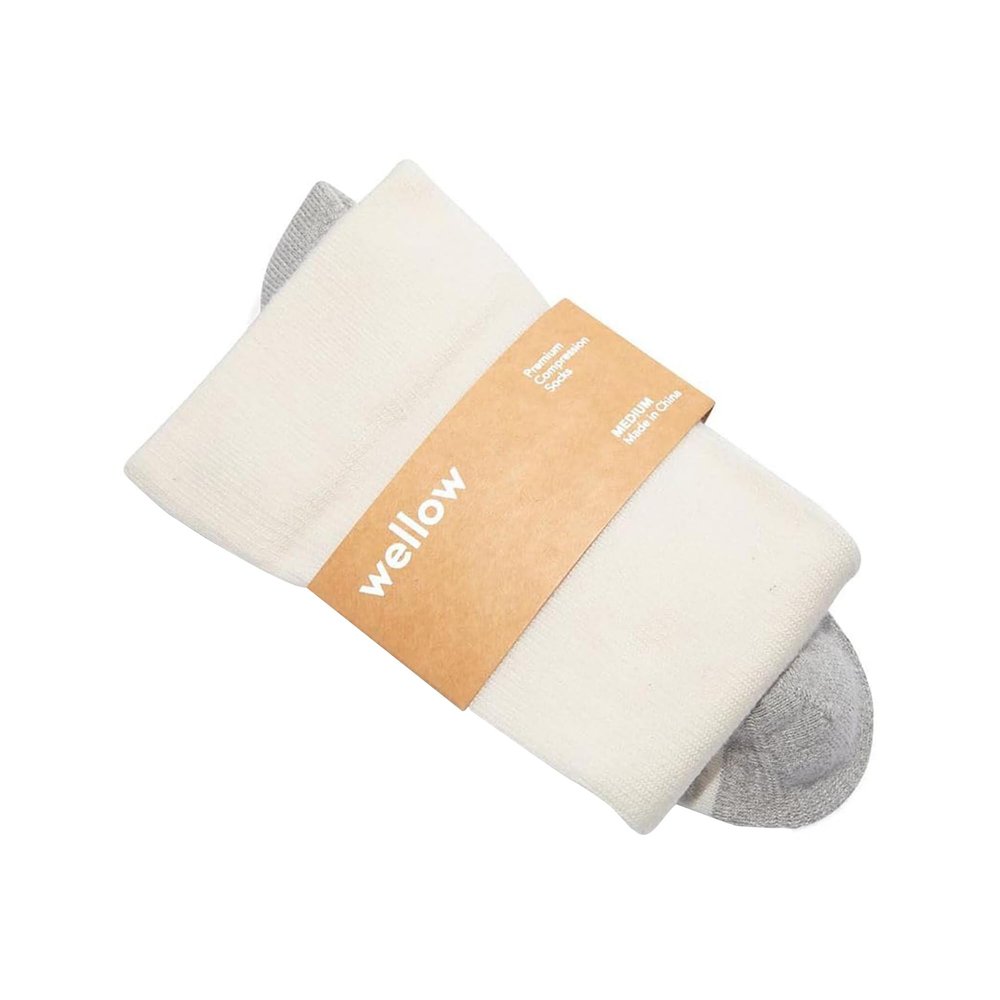 Wellow Knee High Compression Socks for Men & Women | 18-25 mmHg Made with Viscose from Bamboo | Nurses & Pregnancy Support | Relieves Swelling | Regular, MD, Egret - Solids