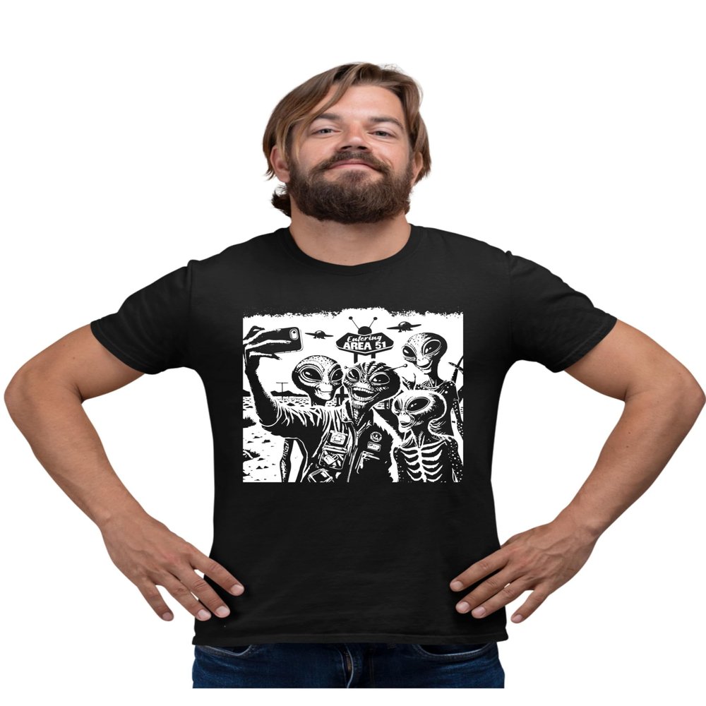 5X-Large Black Mens Aliens Taking Selfie at Area 51 UFO Funny Ironic Gift T-Shirt
