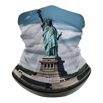 Statue Of Liberty In NYC Neck Gaiter UPF 50+ Sun Protection Face Mask Elastic Balaclavas Bandana Cooling Face Cover Scarf Cycling Neck Warmer Breathable Headwear for Men Women