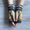 Dsgzkk Winter Knitted Gloves with Floral Pattern Women Half Finger Gloves Thicken Outdoor Cycling Skiing Gloves Keep Warm view 4