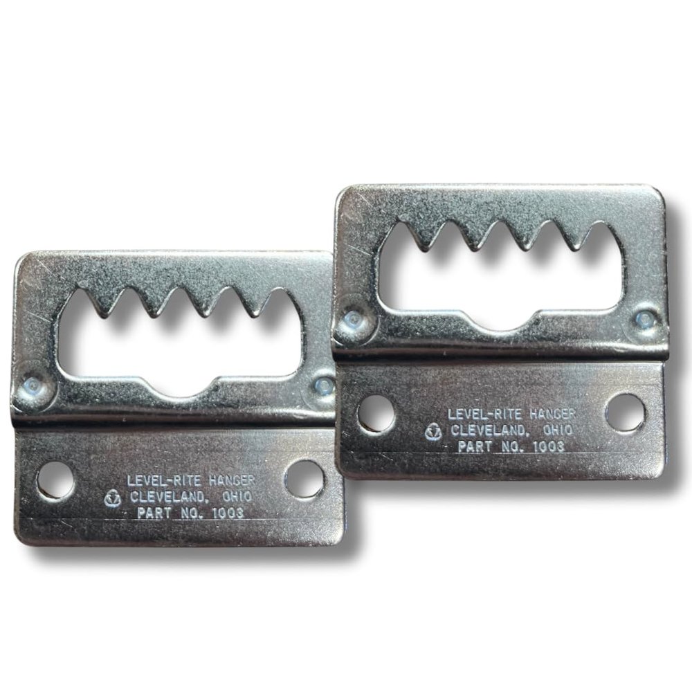 2-Pack Level-Rite Hangers for Taxidermy Big Game Deer Head Trophy mounts Part Number 1003