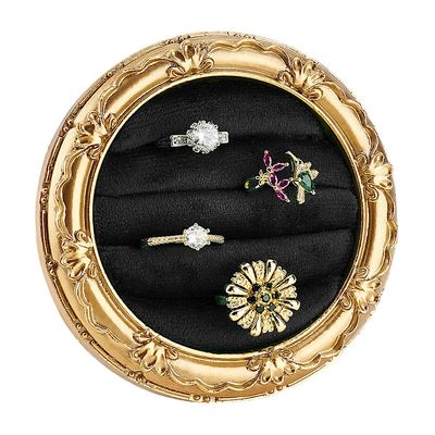 AHANDMAKER Vintage Velvet Ring Organizer Display Tray Jewelry Box, Green Velvet 4-Slots Jewelry Ring Display Tray for Anniversary Engagement Wedding Rings Holder Home Organizer