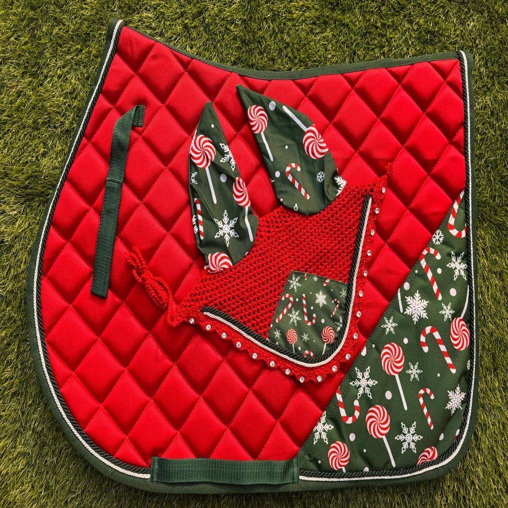 Candy Santa English Saddle Pad Set Numnah Horse Ear Bonnet Saddle Cloth Saddle Blanket Horse Riding Wears Christmas Decoration Costume for Horses (COB)