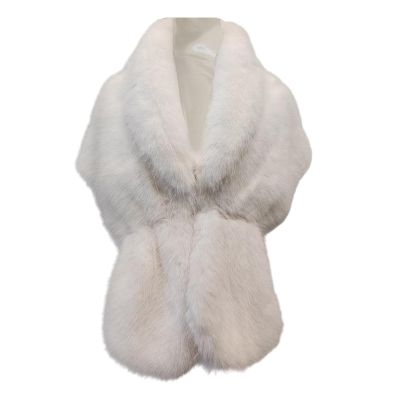 Elegant Evening Capes Warm Cloak Luxurious Party Shawl Women's Fashion Accessory for Winter Bridal Weddings and Event