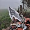 Blade Frenzy God of War Blades, Kratos's Blades of Chaos, Metal Cosplay Replica with Wood Stand view 3