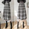 chouyatou Women's Vintage Plaid Wool Blend Midi Skirt Houndstooth A Line Wool Long Skirt with Belt (X-Small, Gray White) view 4