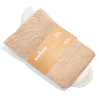 Wellow Knee High Compression Socks for Men & Women | 18-25 mmHg Made with Viscose from Bamboo | Nurses & Pregnancy Support | Relieves Swelling | Regular, LR, Sesame