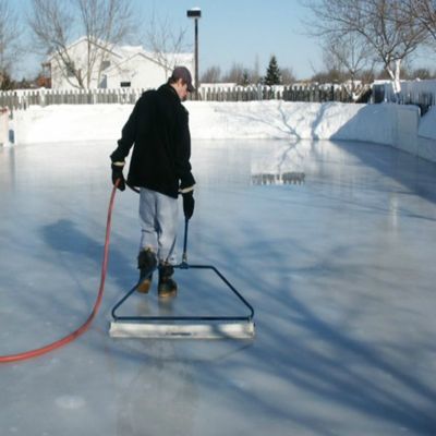 NiceIce 32-Inch Ice Rink Resurfacer  Portable Ice Rink Groomer for Backyard Rinks  Galvanized Steel Mini Zamboni for Smooth Skating